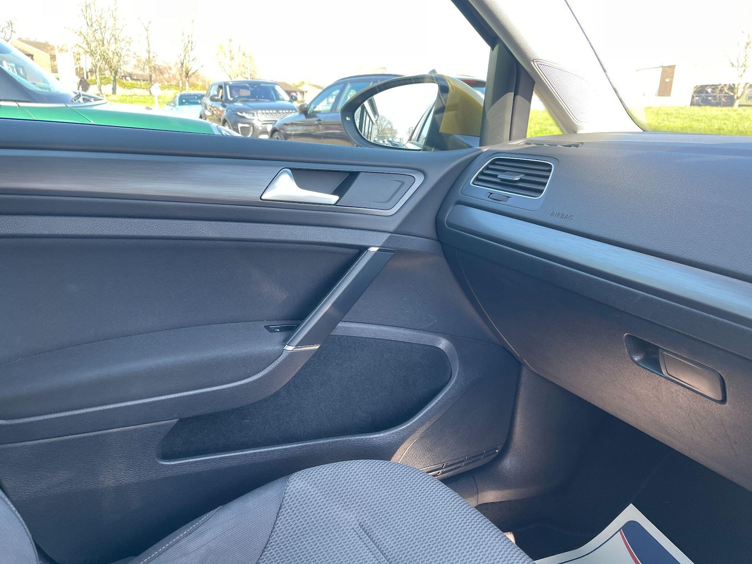 Used Volkswagen Golf 2017 for sale - 77977616: Photo 37