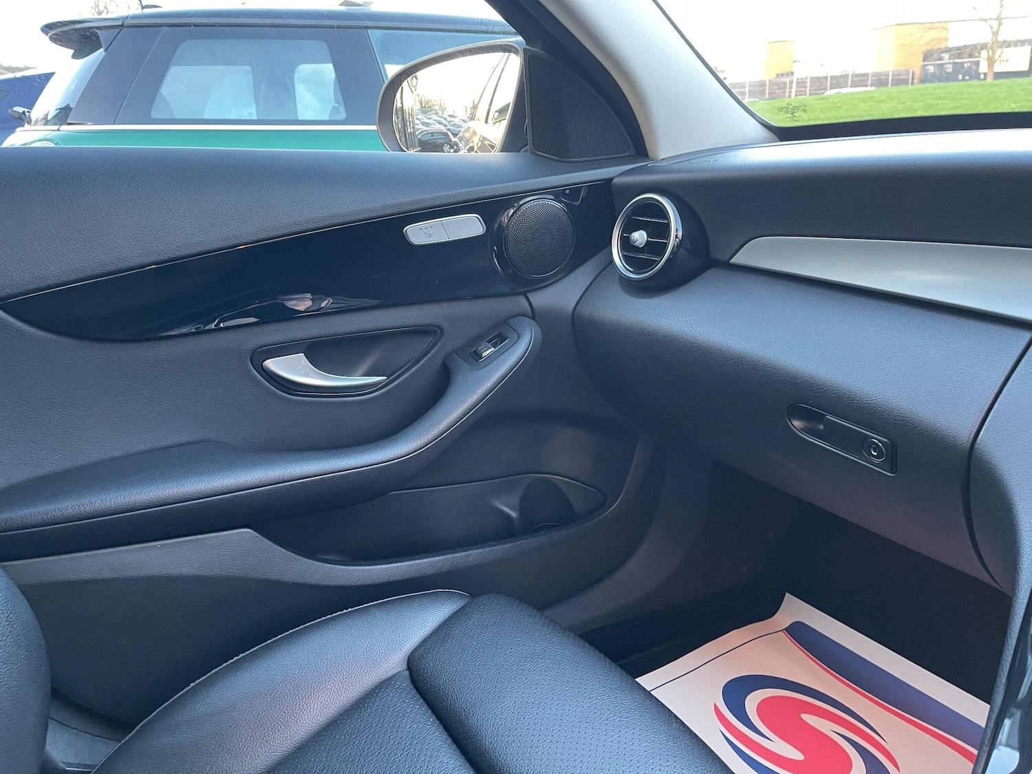 Used Mercedes-Benz C Class 2019 for sale - 76701007: Photo 12