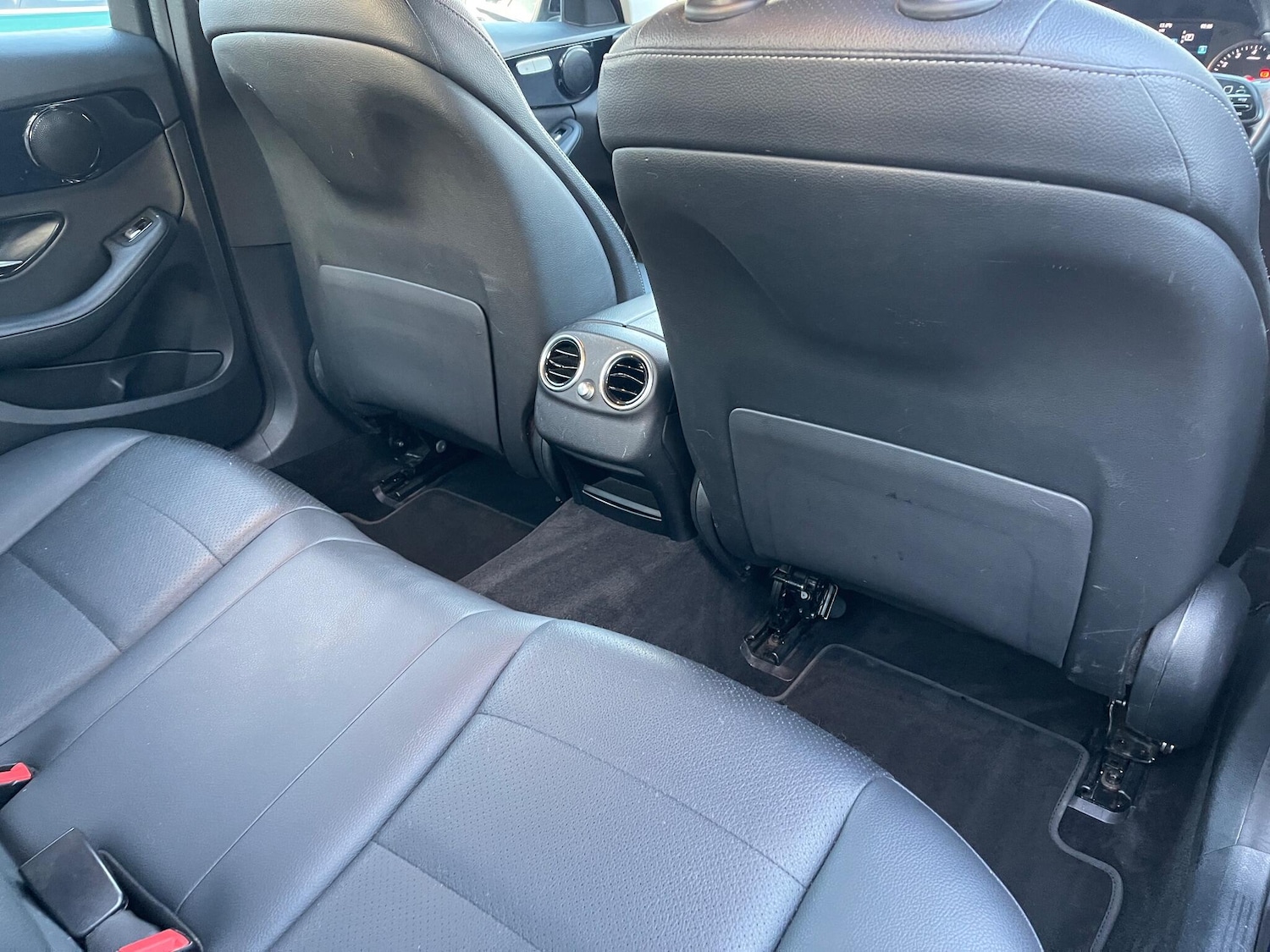 Used Mercedes-Benz C Class 2019 for sale - 76701007: Photo 15