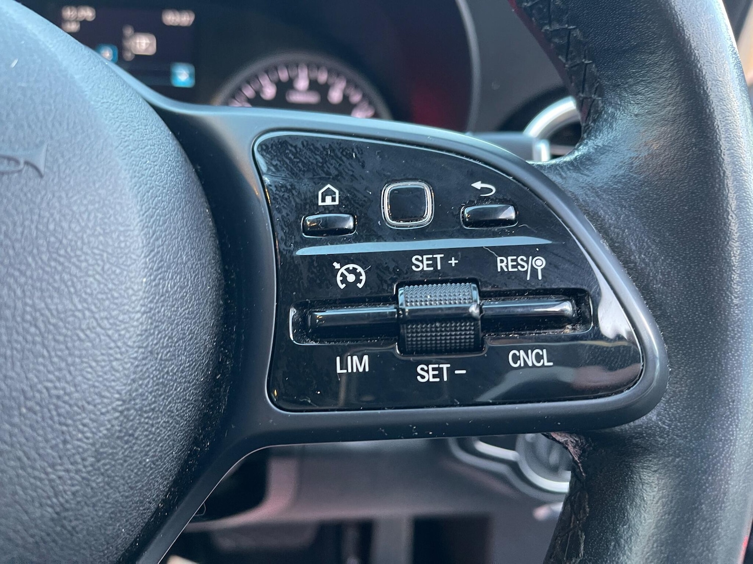 Used Mercedes-Benz C Class 2019 for sale - 76701007: Photo 20