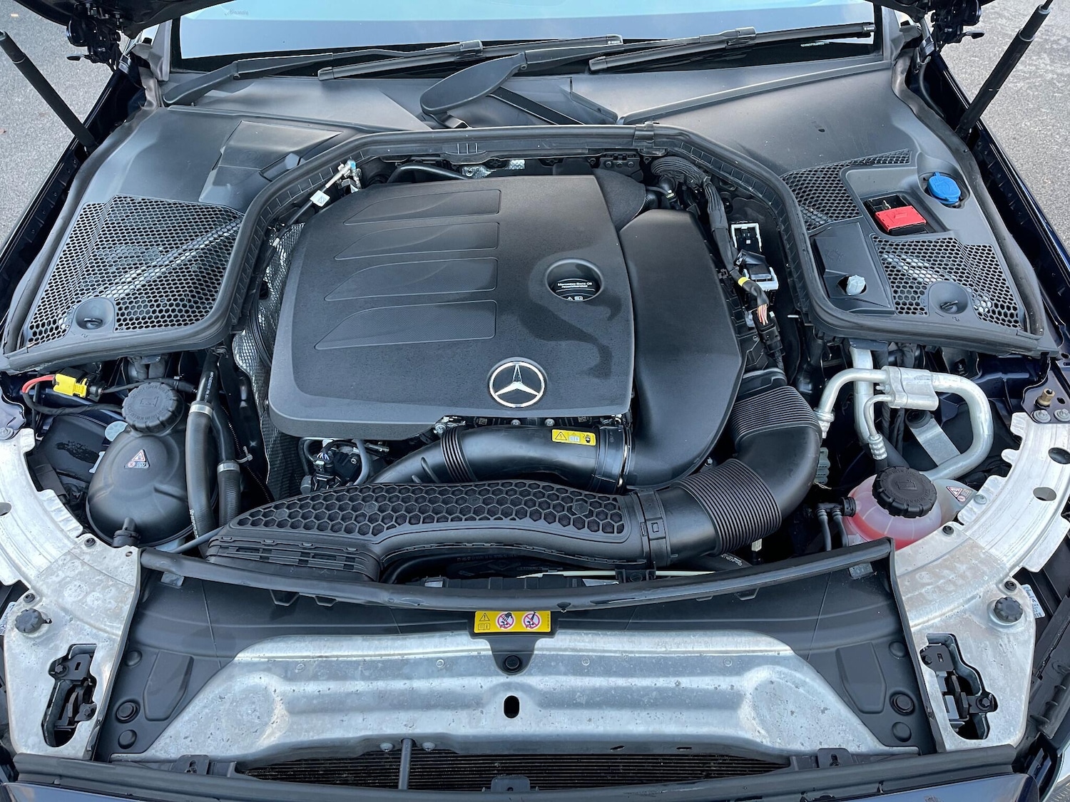 Used Mercedes-Benz C Class 2019 for sale - 76701007: Photo 26