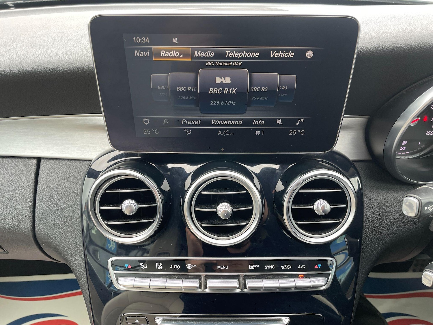 Used Mercedes-Benz C Class for sale - 77977618: Photo 34