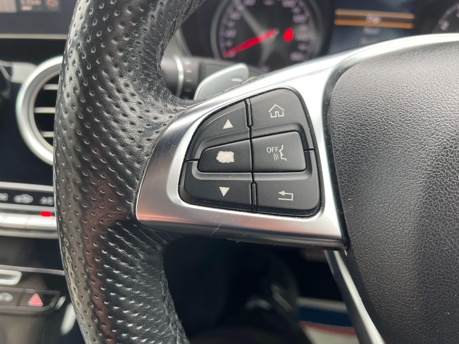 Used Mercedes-Benz C Class for sale - 77977618: Photo 40