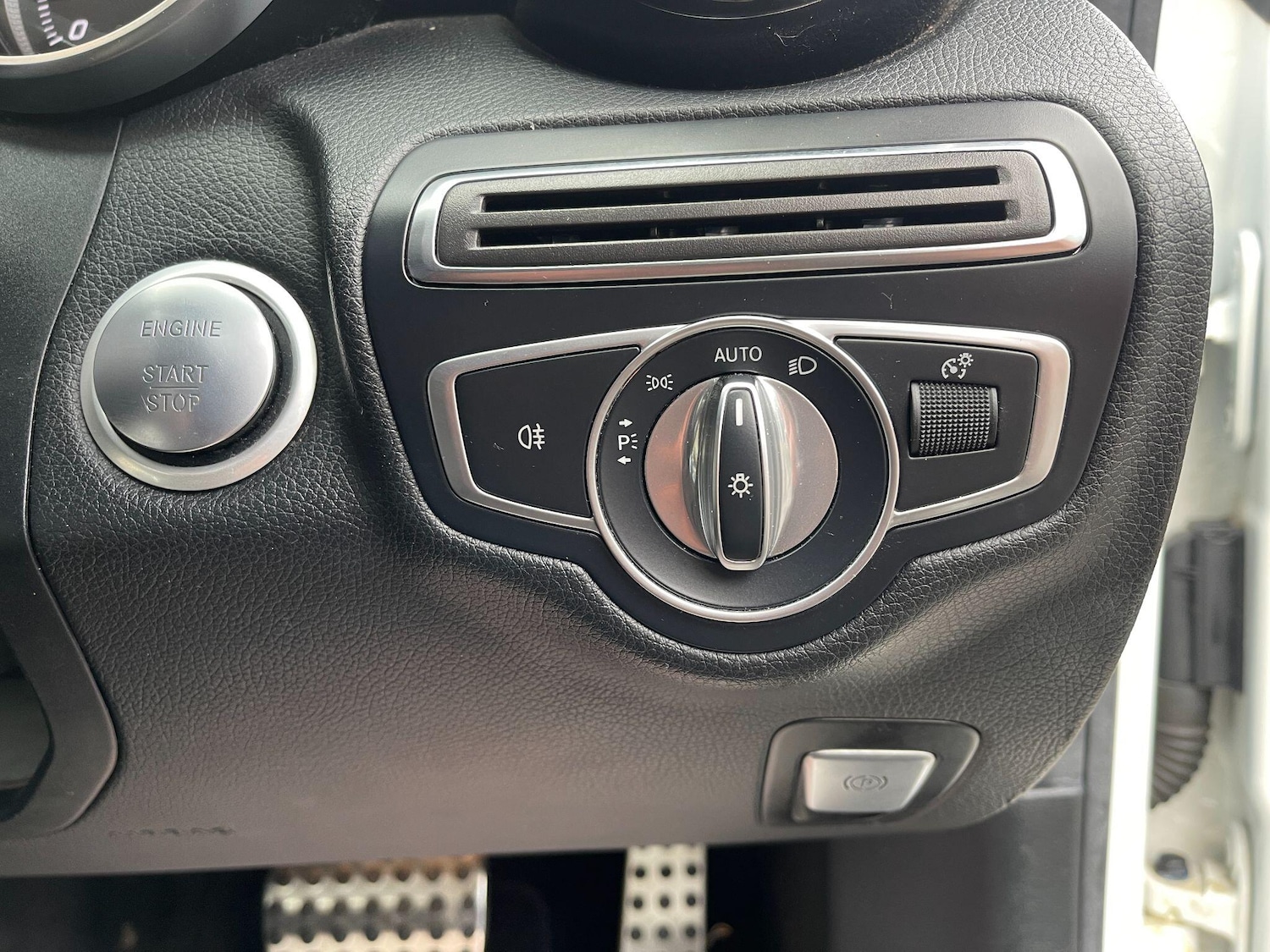 Used Mercedes-Benz C Class for sale - 77977618: Photo 43