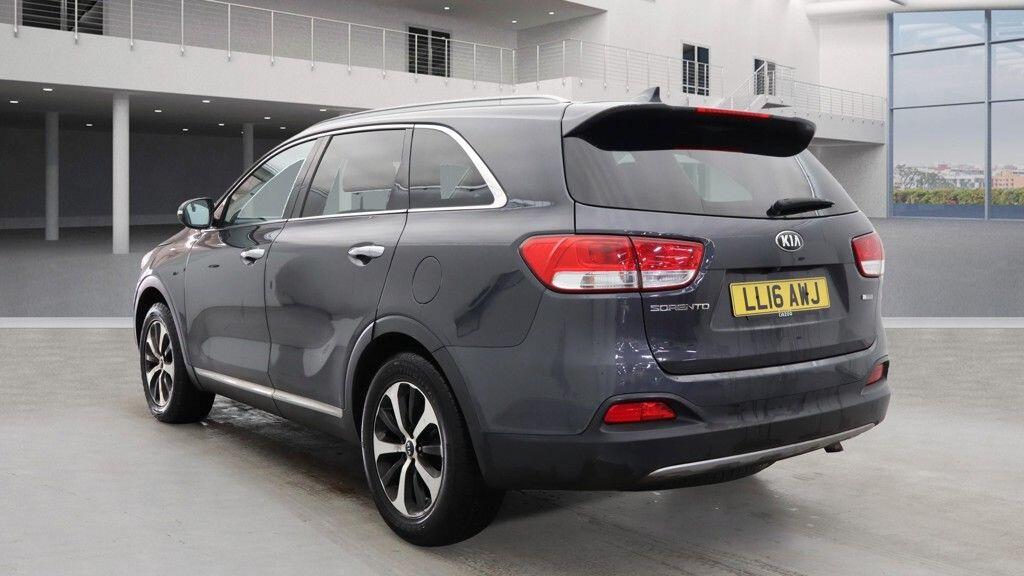 Used Kia Sorento 2016 for sale - 76380550: Photo 3
