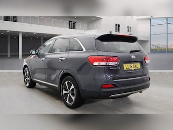 Used Kia Sorento 2016 for sale - 76380550: Photo