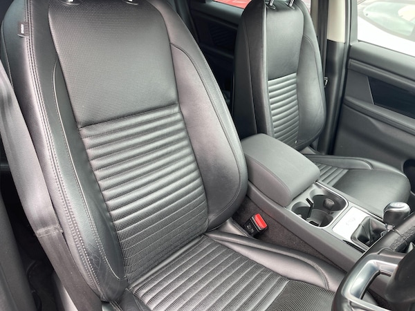 Used Land Rover Discovery Sport 2020 for sale - 75402373: Photo 35