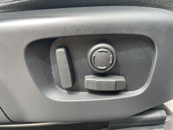 Used Land Rover Discovery Sport 2020 for sale - 75402373: Photo 41