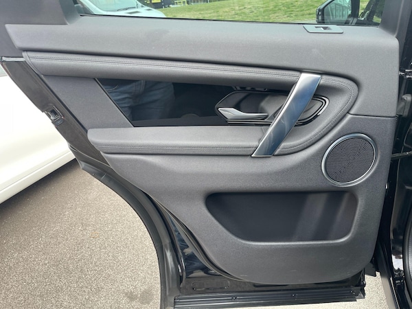 Used Land Rover Discovery Sport 2020 for sale - 75402373: Photo 48