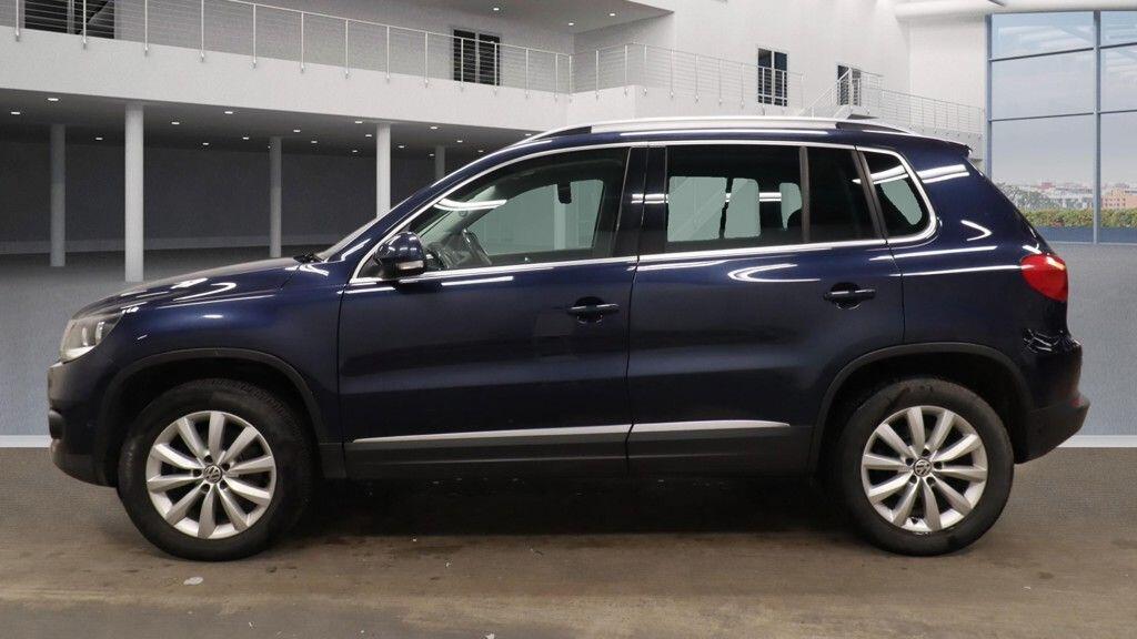 Used Volkswagen Tiguan 2015 for sale - 77484361: Photo 4