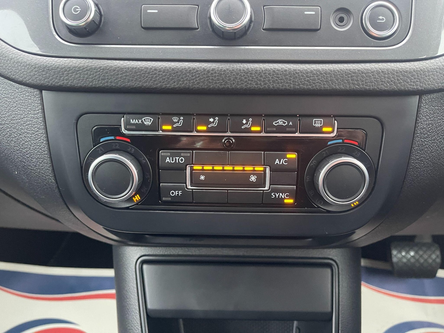 Used Volkswagen Tiguan 2015 for sale - 77484361: Photo 53