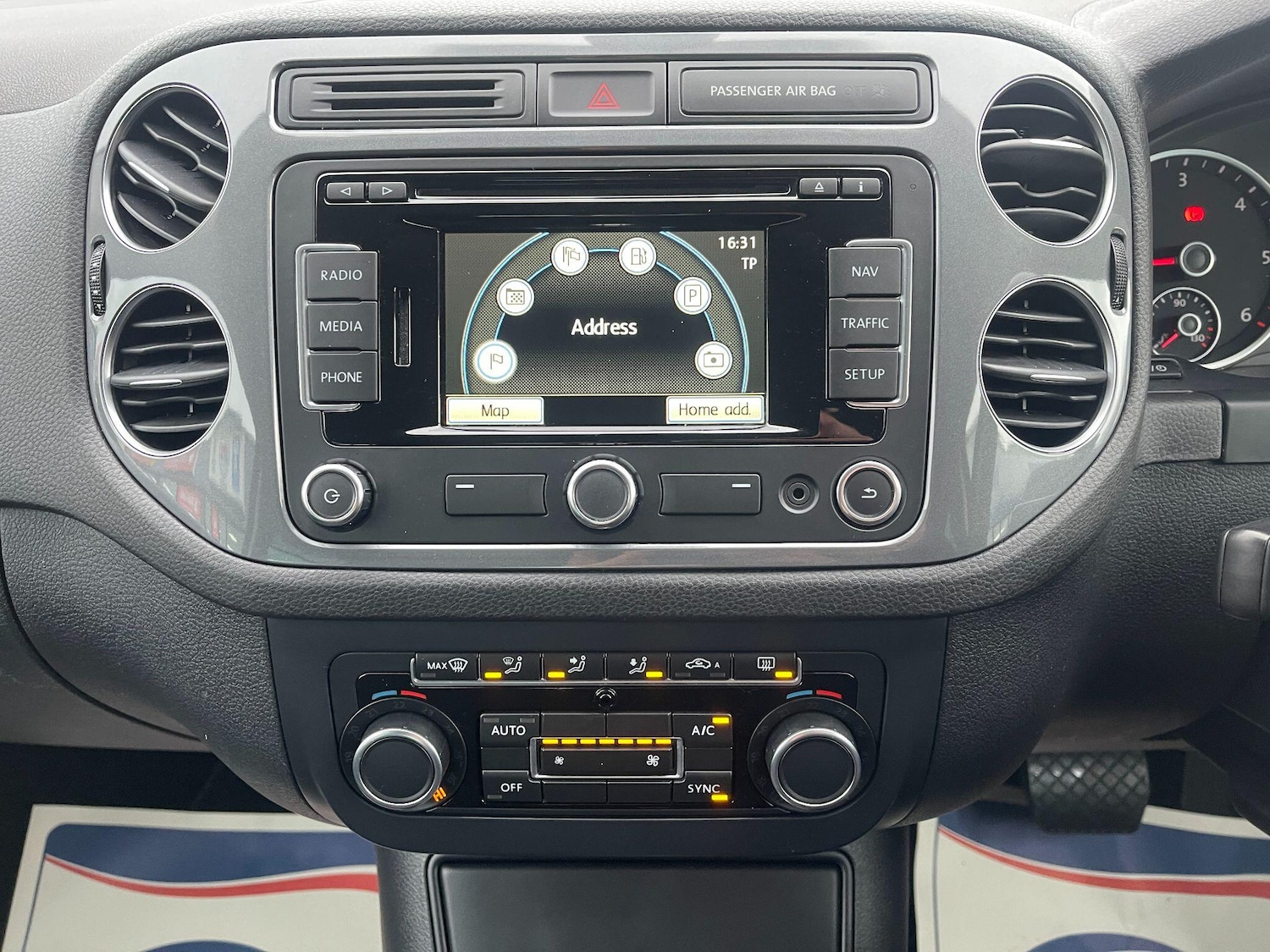 Used Volkswagen Tiguan 2015 for sale - 77484361: Photo 55