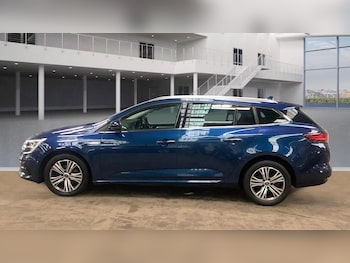 Used Renault Megane 2021 for sale - 75769077: Photo