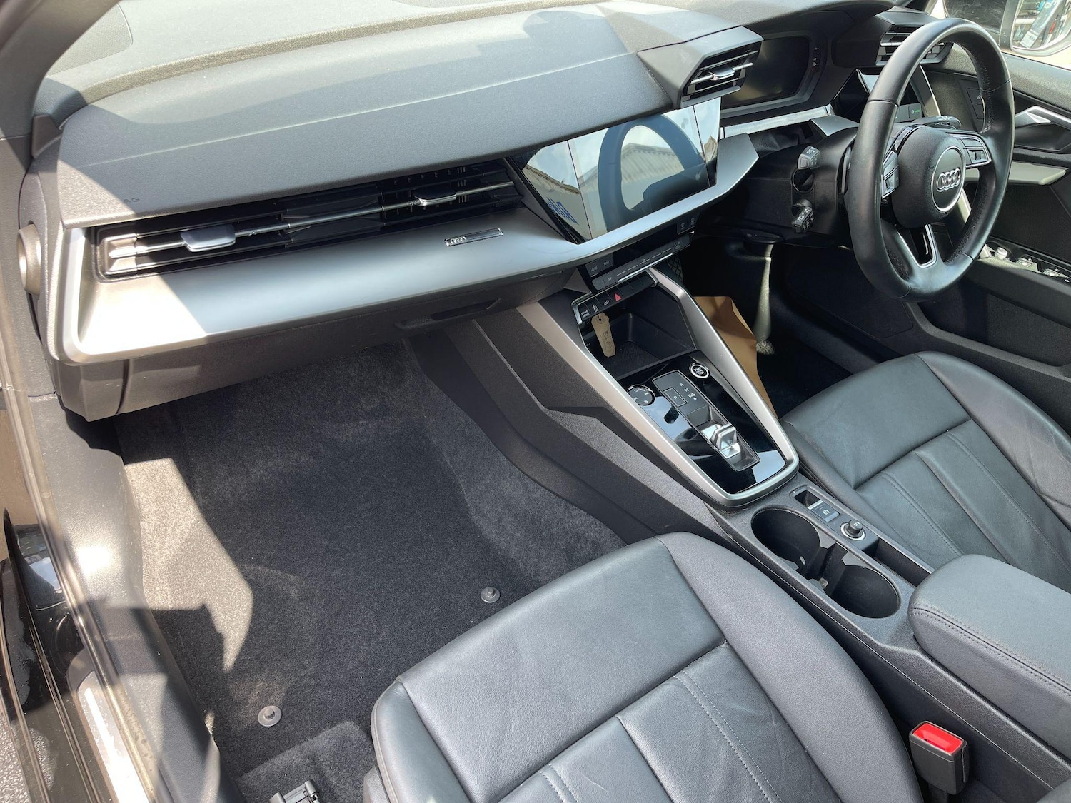 Vehicle 28
