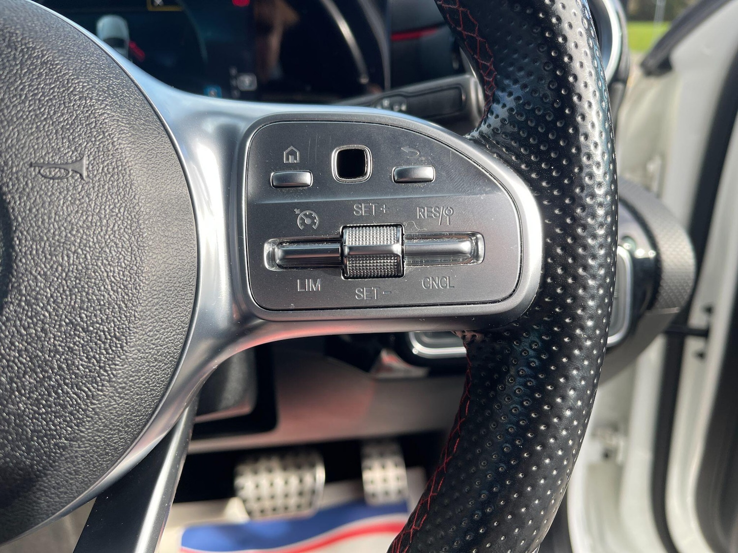 Used Mercedes-Benz A-Class 2021 for sale - 76371751: Photo 41