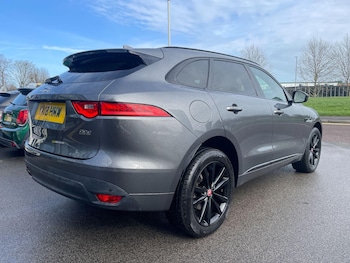 Used Jaguar F-Pace 2018 for sale - 77794232: Photo