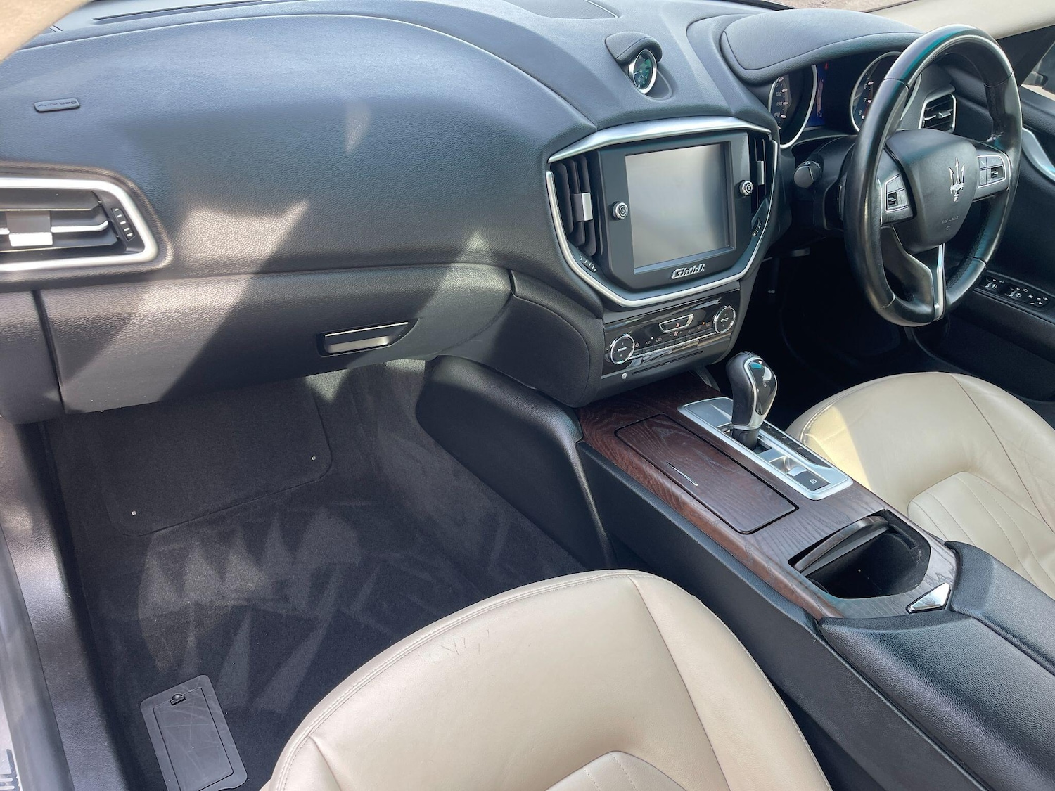 Used Maserati Ghibli 2016 for sale - 76714458: Photo 32