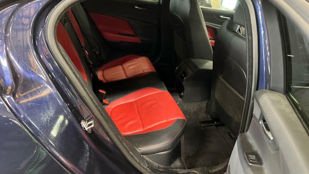 Used Jaguar XE 2017 for sale - 77637409: Photo 14