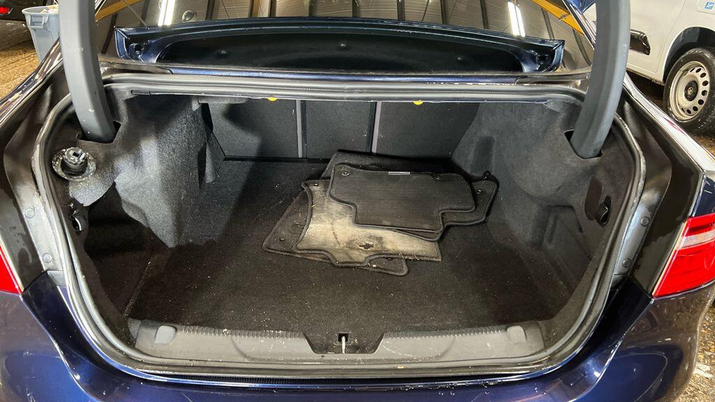 Used Jaguar XE 2017 for sale - 77637409: Photo 15