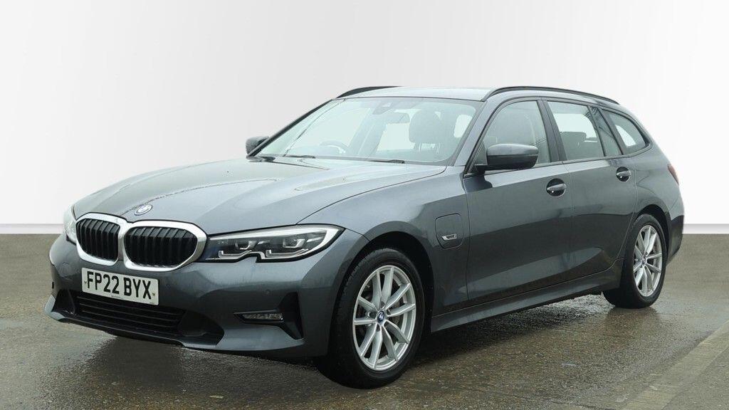 Used BMW 3 Series 2022 for sale - 77633745: Photo 2