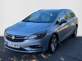 Used Vauxhall Astra 2017 for sale - 76270209: Photo