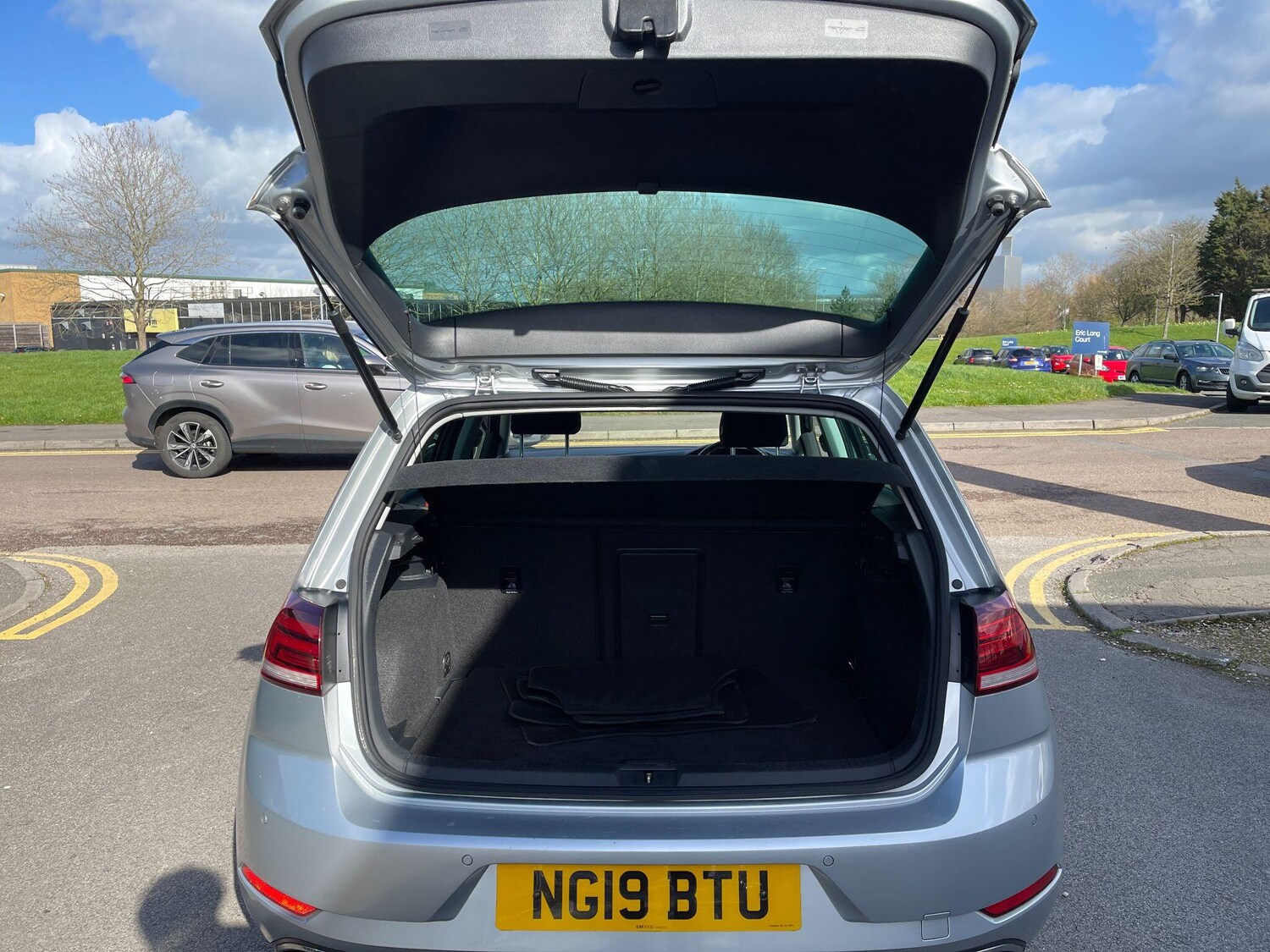 Used Volkswagen Golf 2019 for sale - 78157216: Photo 24