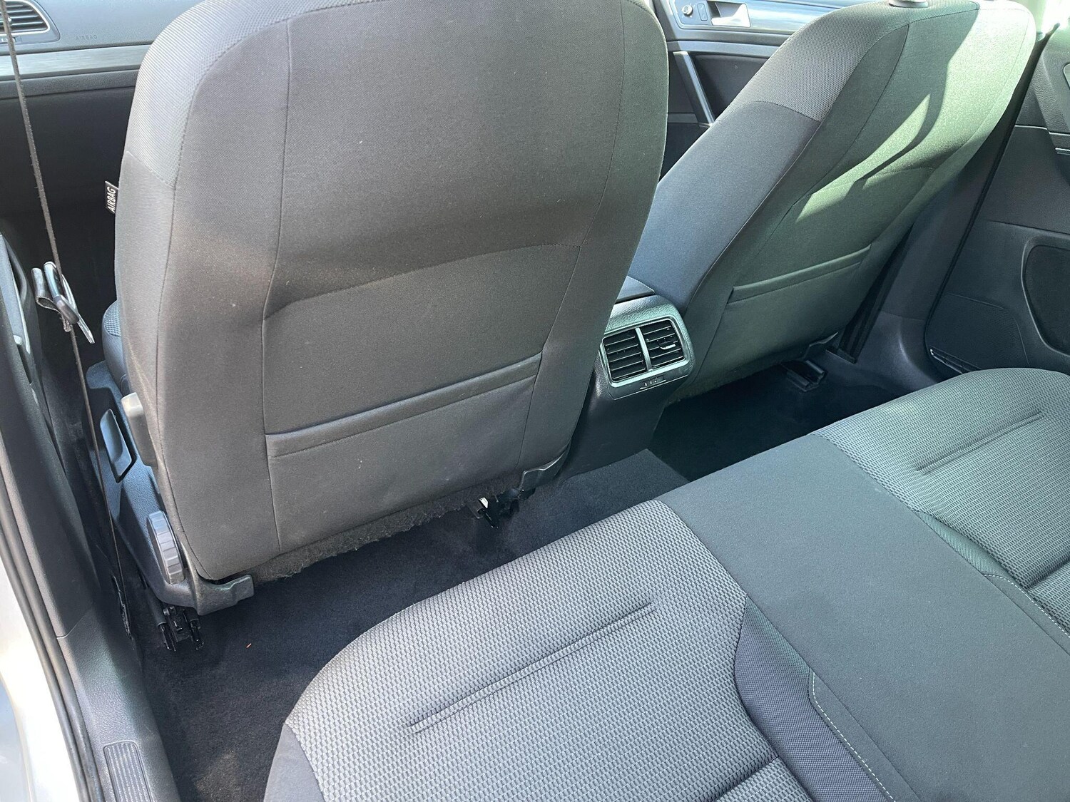 Used Volkswagen Golf 2019 for sale - 78157216: Photo 28