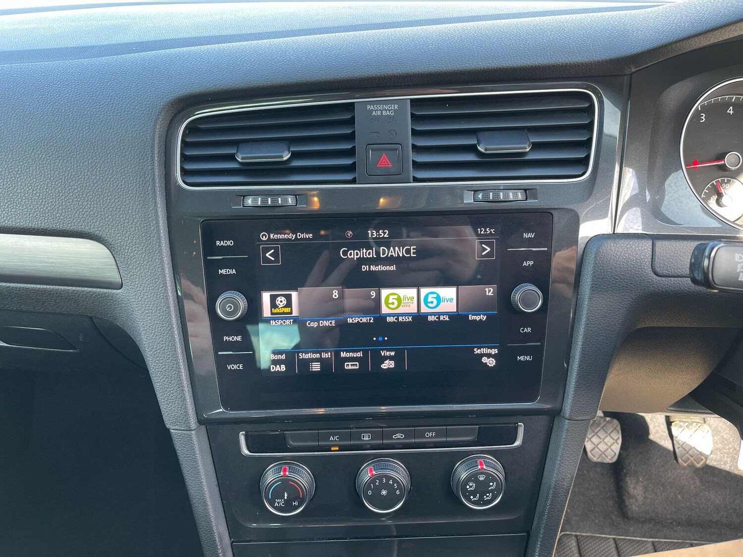 Used Volkswagen Golf 2019 for sale - 78157216: Photo 34