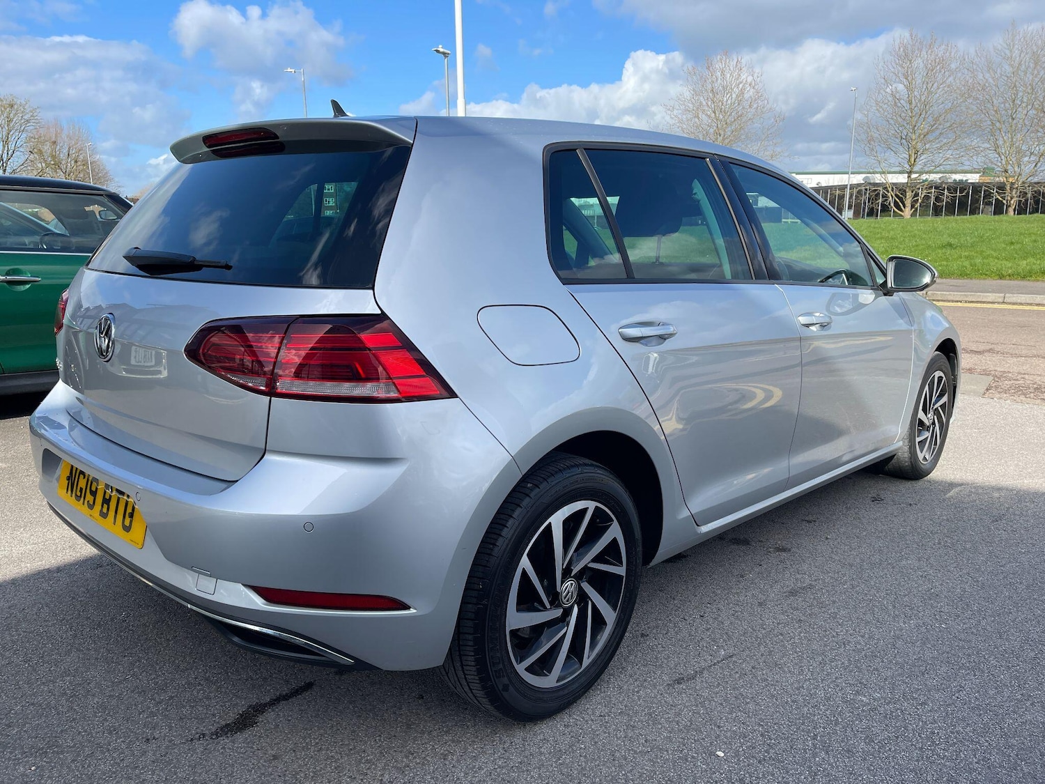 Used Volkswagen Golf 2019 for sale - 78157216: Photo 4