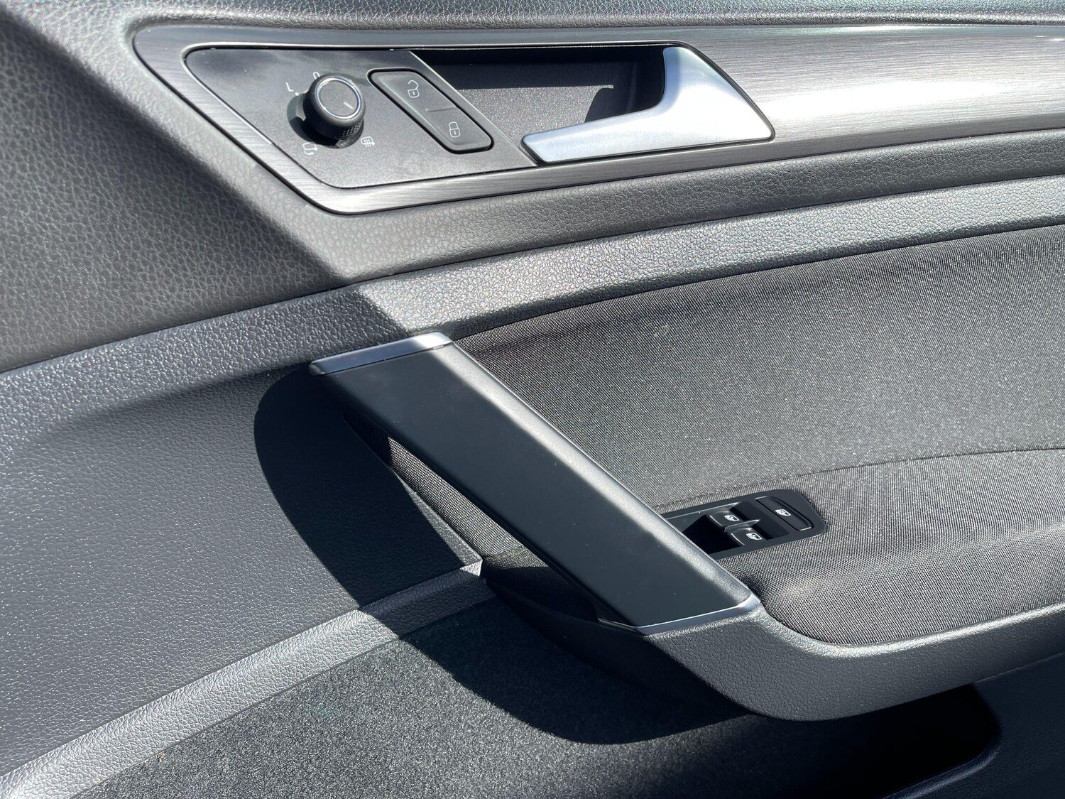 Used Volkswagen Golf 2019 for sale - 78157216: Photo 45