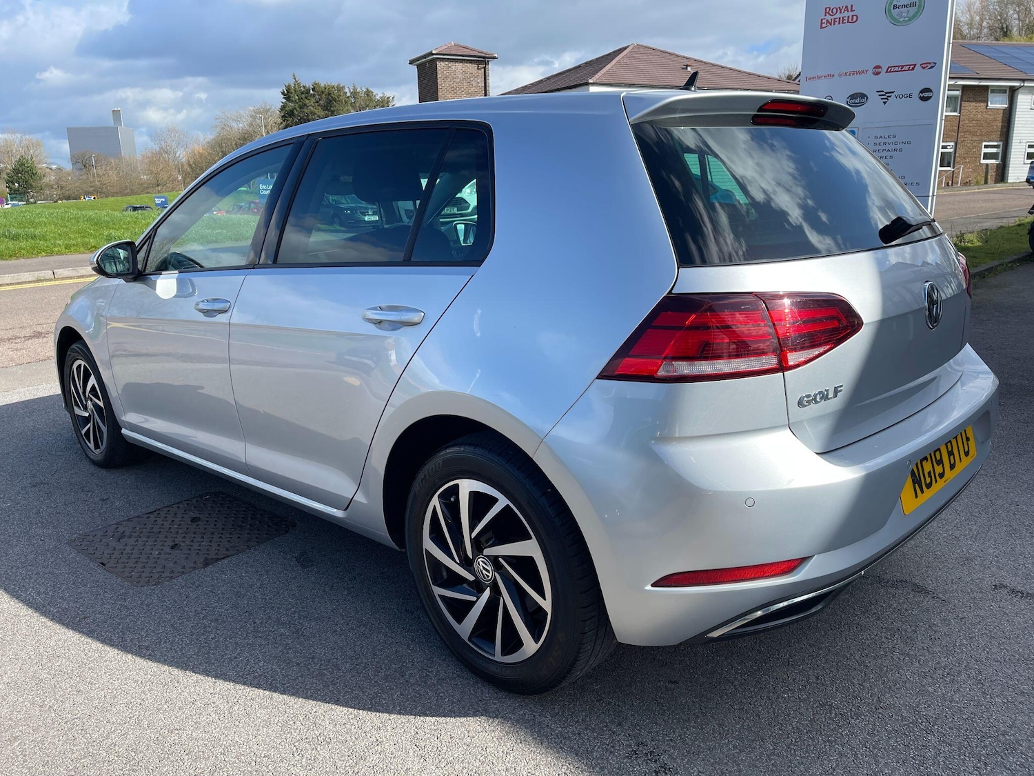 Used Volkswagen Golf 2019 for sale - 78157216: Photo 5