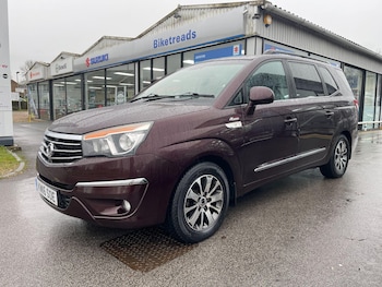 Used Ssangyong Turismo 2016 for sale - 76855989: Photo