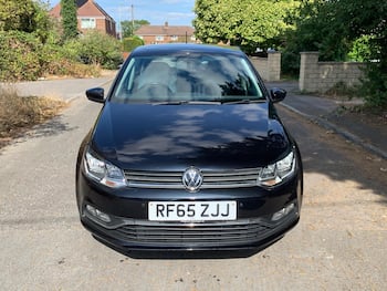 Used Volkswagen Polo 2016 for sale - 79349396: Photo