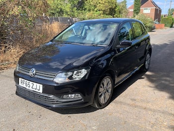Used Volkswagen Polo 2016 for sale - 79349396: Photo