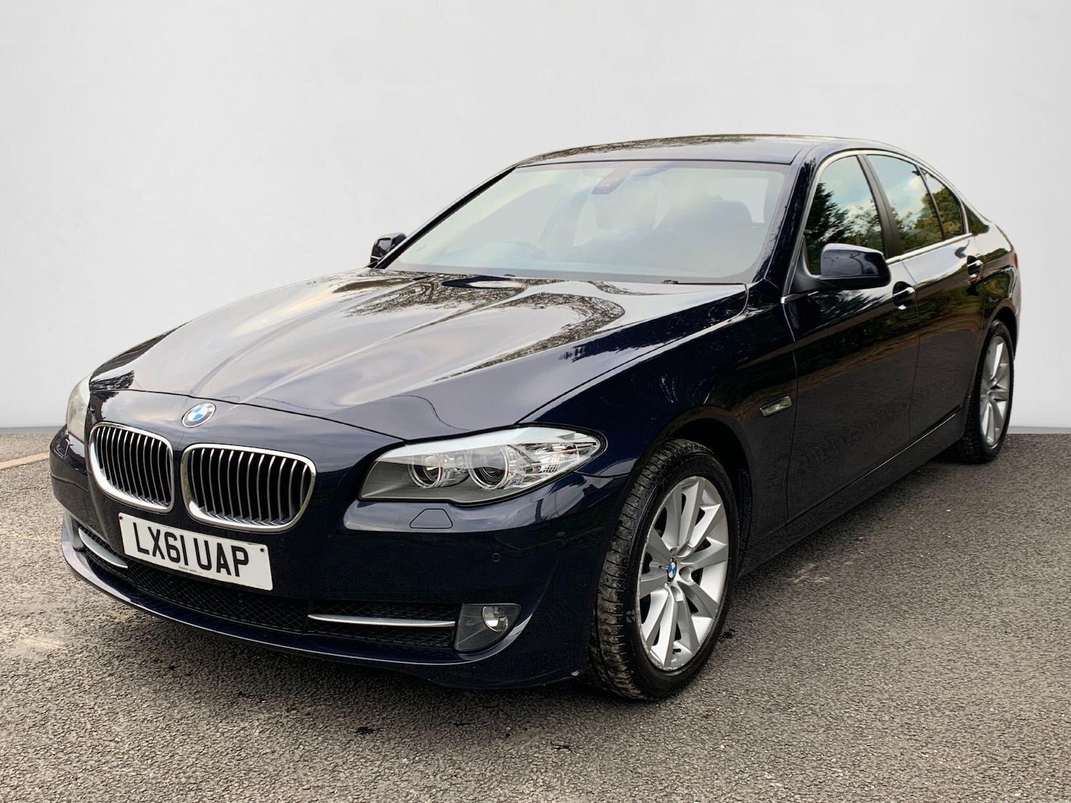 Used BMW 5 Series 2011 for sale - 76913328: Photo 3