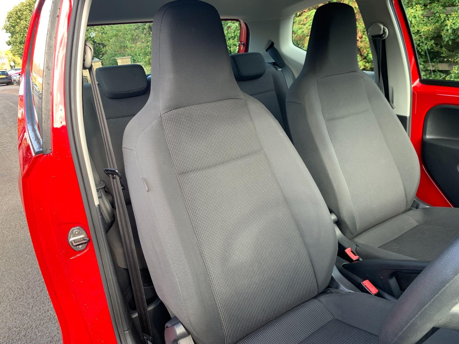Used Volkswagen up! 2013 for sale - 75645683: Photo 10