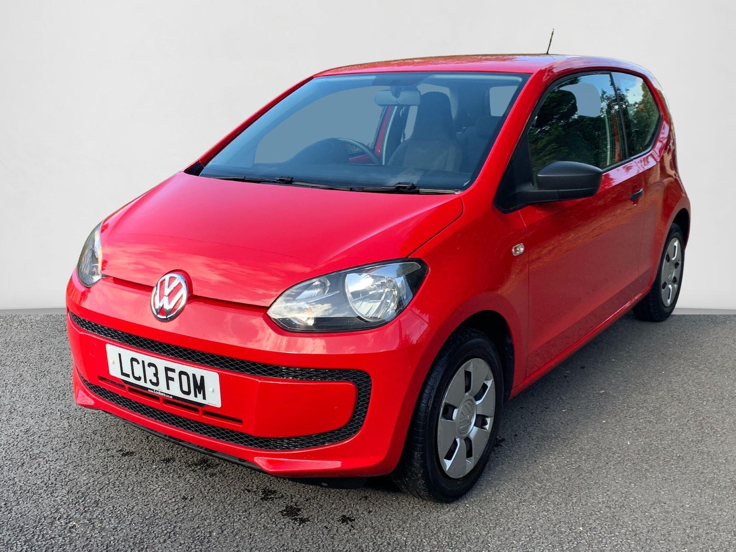 Used Volkswagen up! 2013 for sale - 75645683: Photo 3