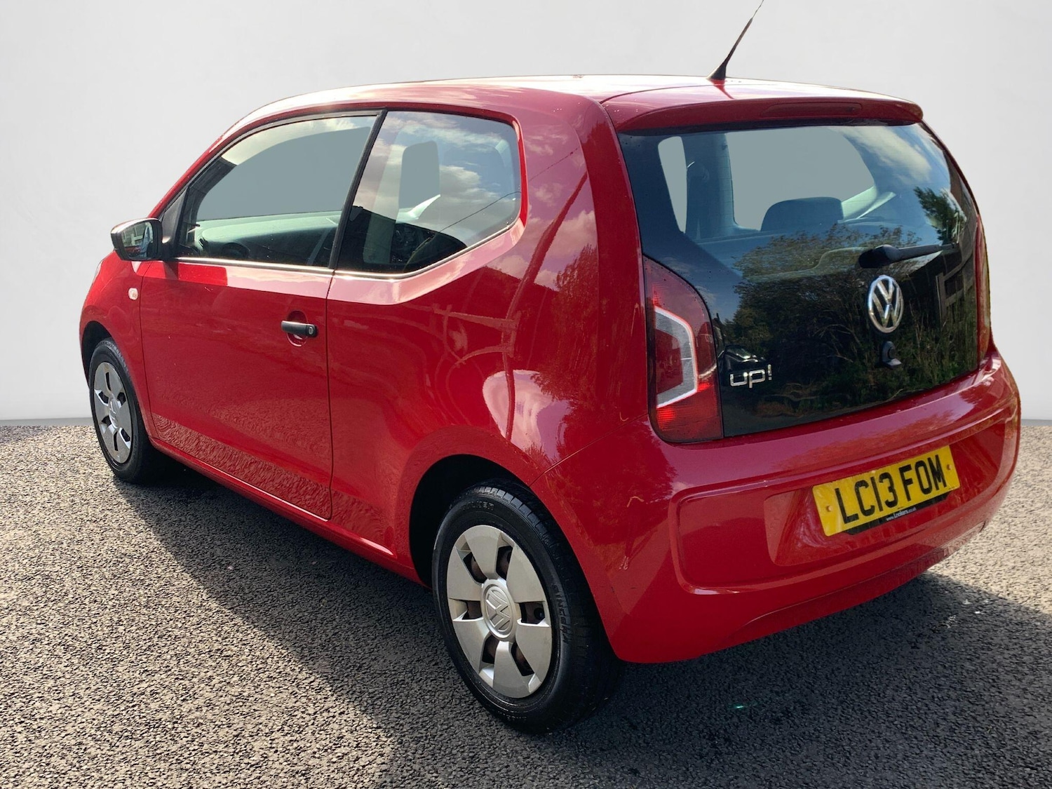 Used Volkswagen up! 2013 for sale - 75645683: Photo 4