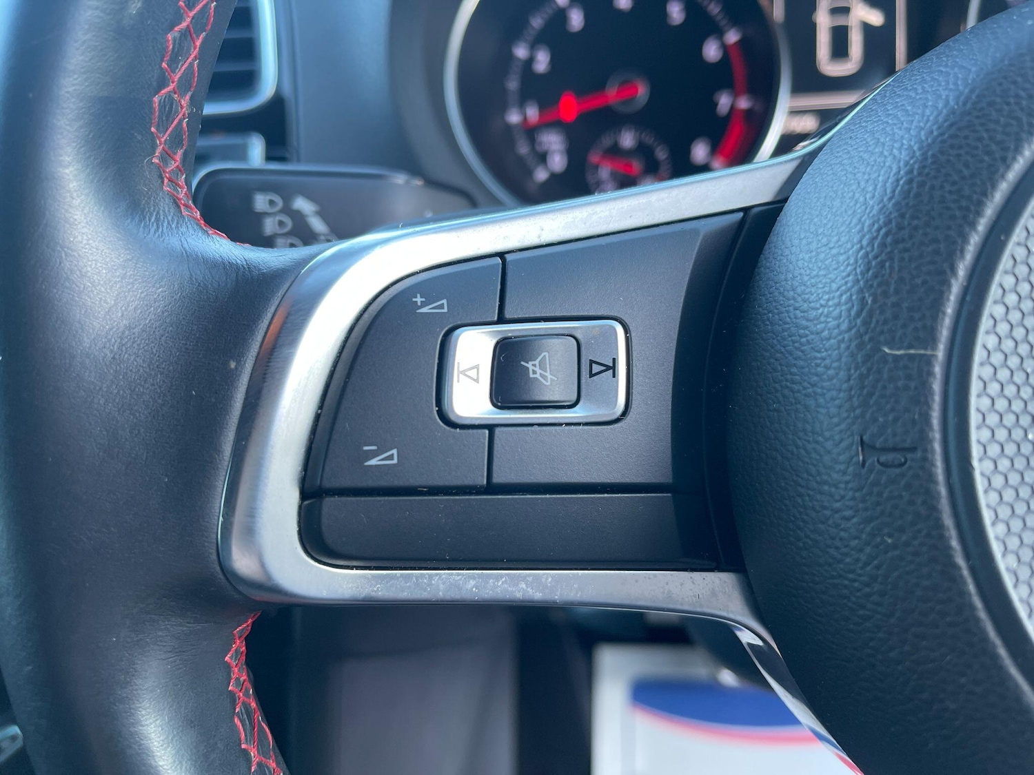 Used Volkswagen Polo 2016 for sale - 76597418: Photo 19