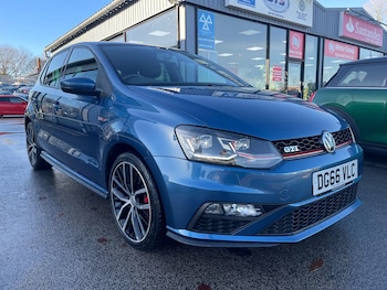 Used Volkswagen Polo 2016 for sale - 76597418: Photo
