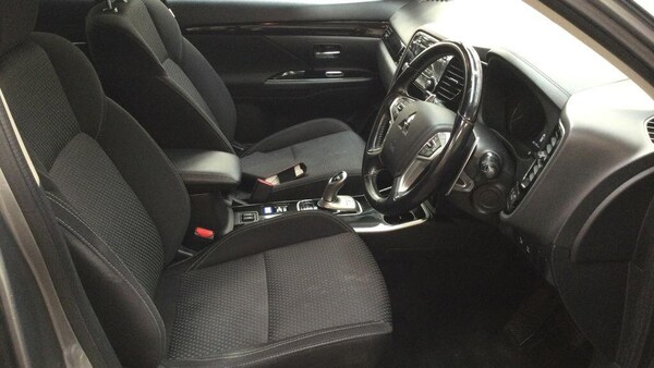 Used Mitsubishi Outlander 2020 for sale - 76190028: Photo 34