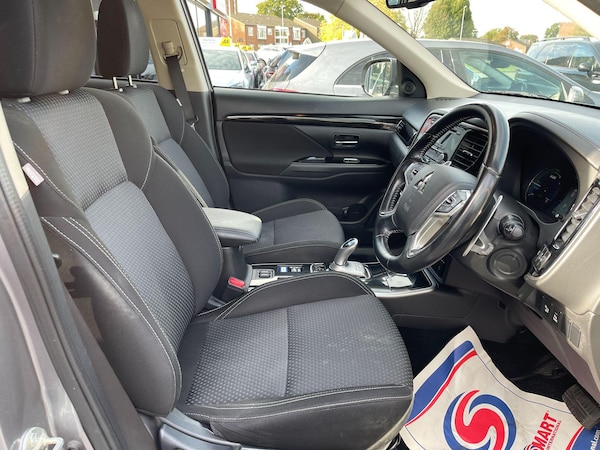 Used Mitsubishi Outlander 2020 for sale - 76190028: Photo 35