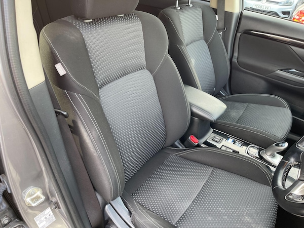 Used Mitsubishi Outlander 2020 for sale - 76190028: Photo 36