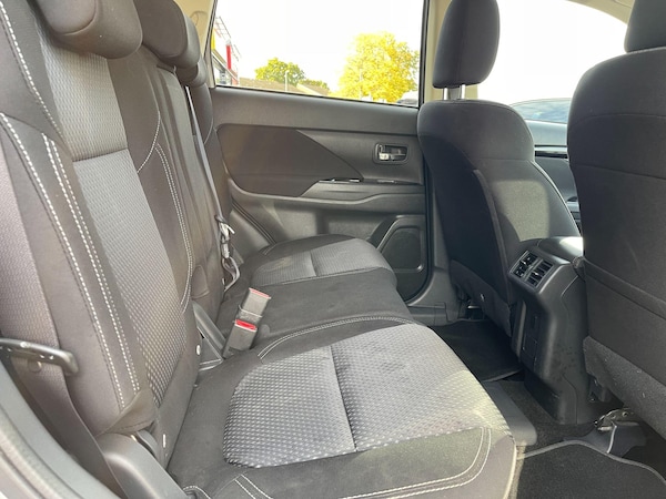 Used Mitsubishi Outlander 2020 for sale - 76190028: Photo 40