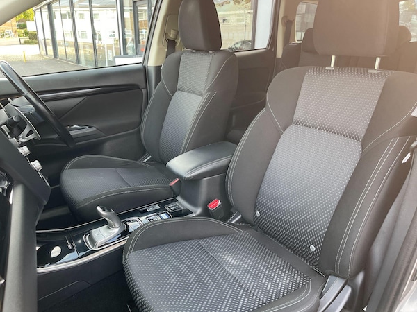 Used Mitsubishi Outlander 2020 for sale - 76190028: Photo 58