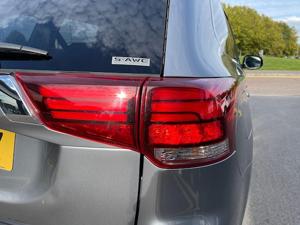 Used Mitsubishi Outlander 2020 for sale - 76190028: Photo 61
