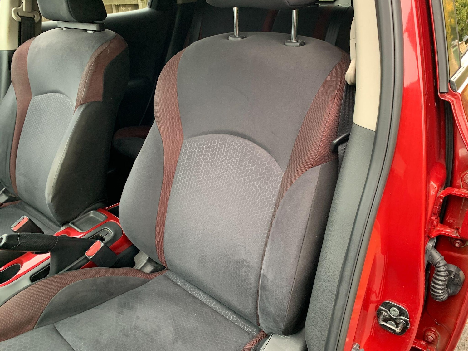 Used Nissan Juke 2011 for sale - 76108939: Photo 12