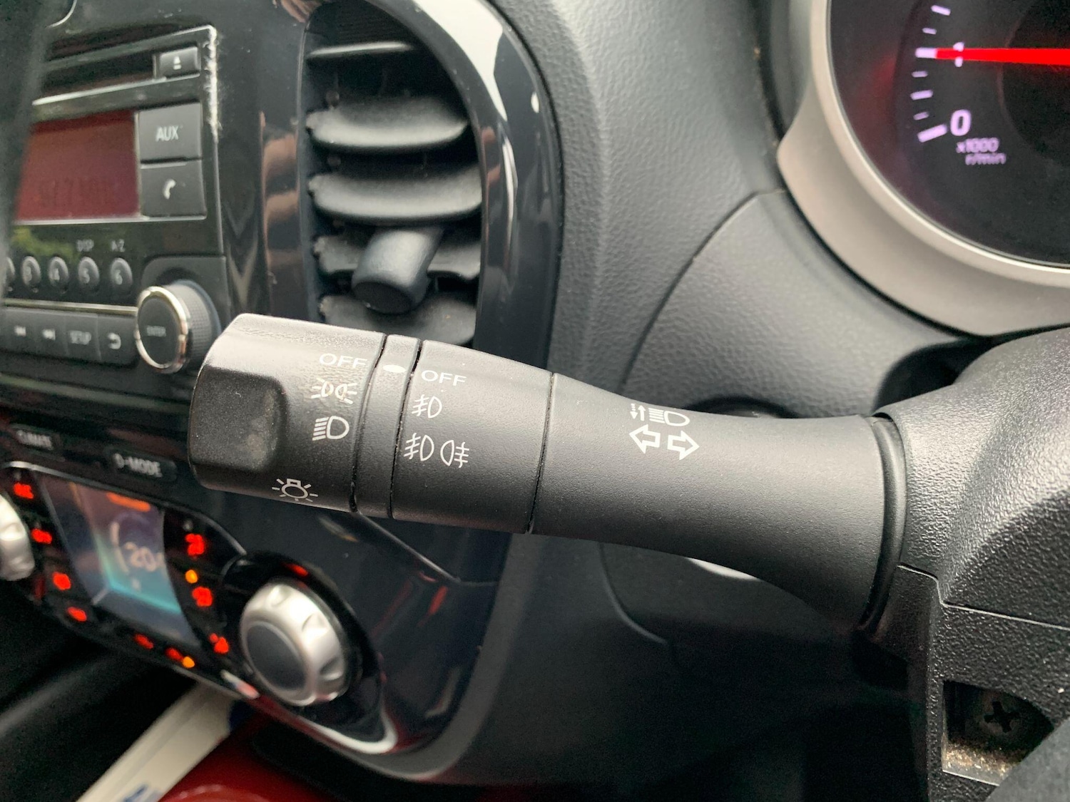 Used Nissan Juke 2011 for sale - 76108939: Photo 19