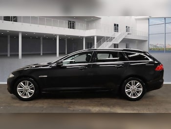 Used Jaguar XF 2013 for sale - 77768529: Photo