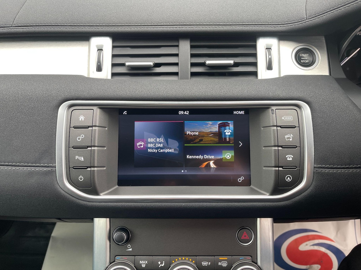 Used Land Rover Range Rover Evoque 2017 for sale - 77632920: Photo 28